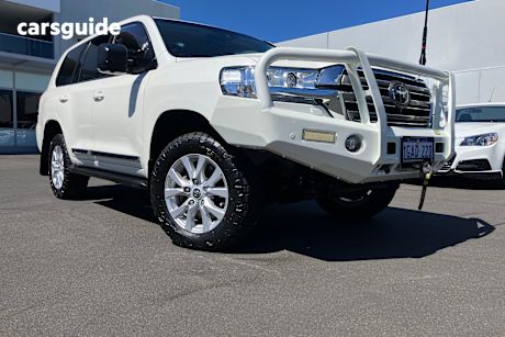 White 2016 Toyota Landcruiser Wagon Sahara (4X4)