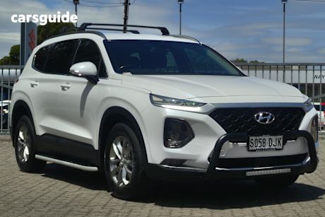 White 2018 Hyundai Santa FE Wagon Active Crdi (Awd)