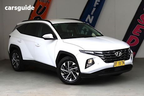 White 2021 Hyundai Tucson Wagon Elite (Awd)