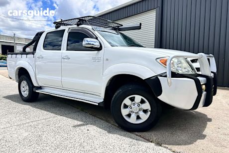 White 2005 Toyota Hilux Dual Cab Pick-up Sr5 (4X4)