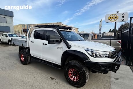 White 2018 Toyota Hilux Dual Cab Utility Sr (4X4)