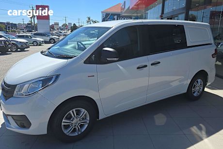 White 2023 LDV G10 Van Lift Door