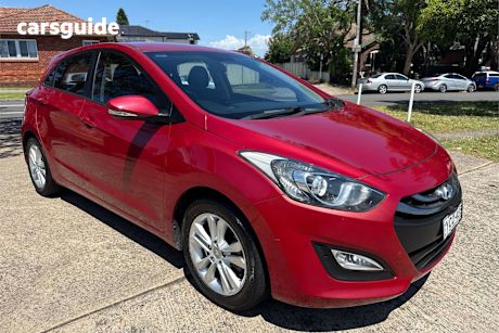 Red 2014 Hyundai I30 Hatchback Se