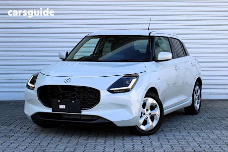 White 2024 Suzuki Swift Hatchback Hybrid Plus