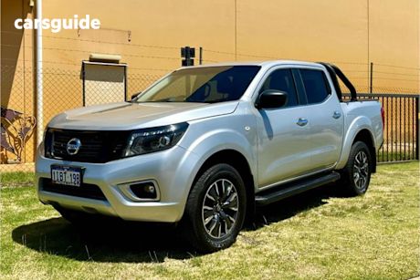 Silver 2020 Nissan Navara Dual Cab Pick-up St (4X2)