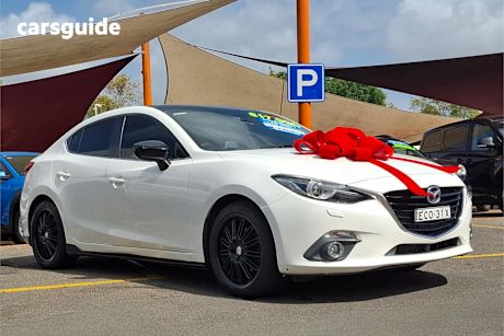 White 2014 Mazda 3 Sedan Sp25 Gt