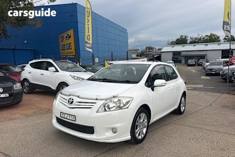 White 2012 Toyota Corolla Hatchback Levin Zr