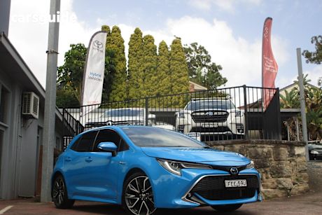 White 2019 Toyota Corolla Hatchback Ascent Sport (Hybrid)