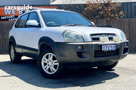 White 2005 Hyundai Tucson SUV JM ELITE WAGON 5DR SPTS AUTO 4SP 4X4 2.7I [FEB]