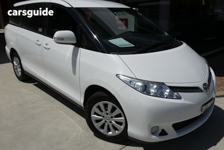 White 2016 Toyota Tarago Wagon Gli