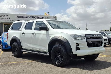 White 2020 Isuzu D-MAX Crew Cab Utility Sx (4X2)
