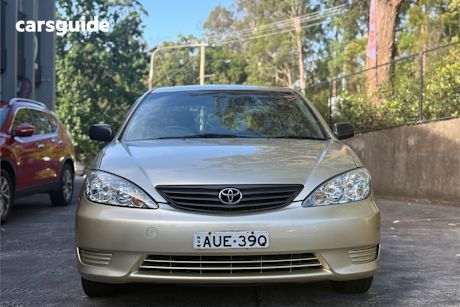 Gold 2005 Toyota Camry Sedan Altise
