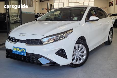 White 2021 Kia Cerato Hatchback S