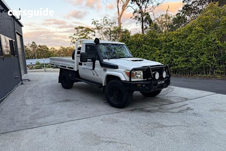 White 2017 Toyota Landcruiser Cab Chassis Workmate (4X4)