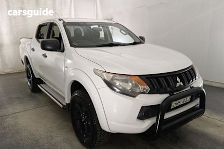 White 2016 Mitsubishi Triton Dual Cab Utility Glx (4X4)