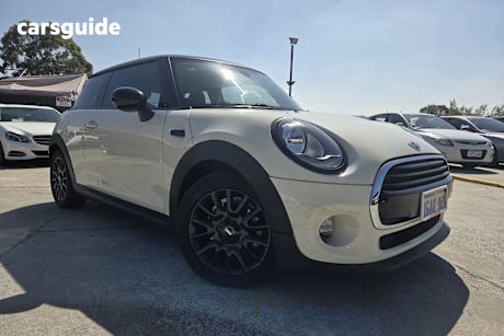 White 2016 Mini Cooper Hatchback