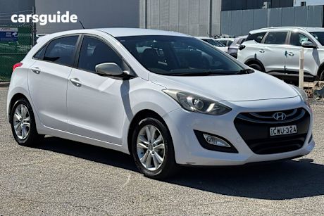 White 2014 Hyundai I30 Hatchback Se