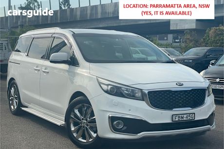 White 2016 Kia Carnival Wagon Platinum