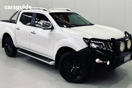 White 2020 Nissan Navara Dual Cab Pick-up St-X (4X2)
