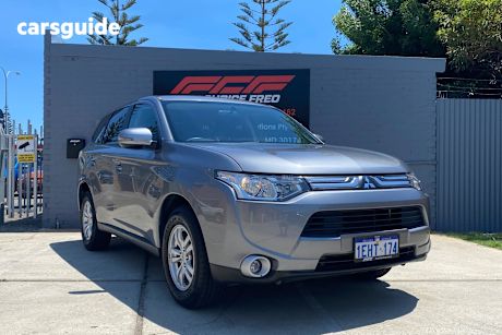 Silver 2013 Mitsubishi Outlander Wagon Ls (4X2)