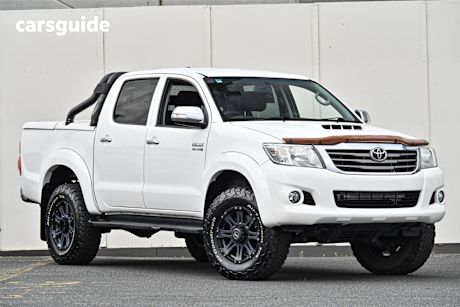 White 2014 Toyota Hilux Dual Cab Pick-up Sr5 (4X4)