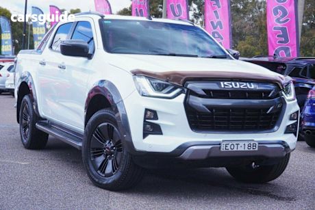 White 2021 Isuzu D-MAX Crew Cab Utility X-Terrain (4X4)