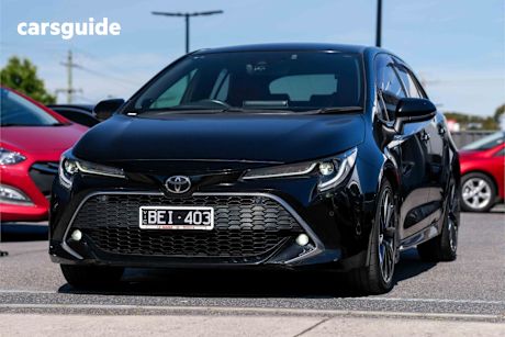 Black 2020 Toyota Corolla Hatchback Zr
