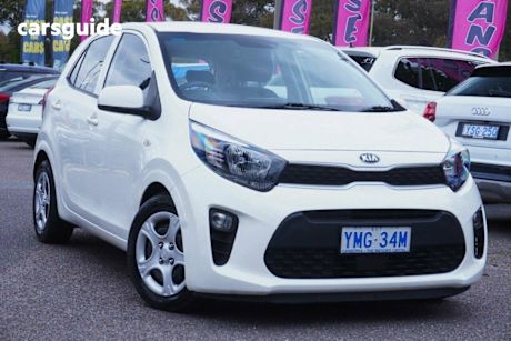 White 2017 Kia Picanto Hatchback S (Aeb)