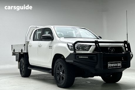 White 2024 Toyota Hilux Double Cab Chassis Sr (4X4)