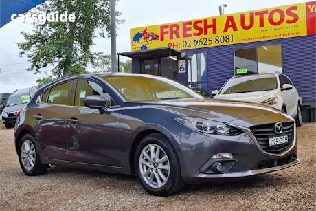 Grey 2015 Mazda 3 Hatchback Maxx