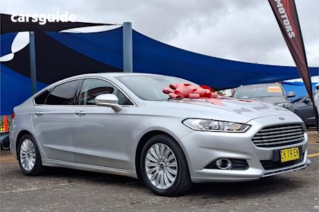 Silver 2016 Ford Mondeo Hatchback Ambiente