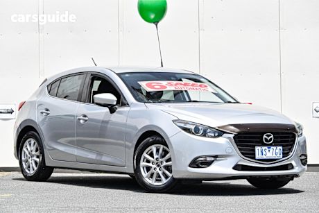 Silver 2017 Mazda 3 Hatchback Maxx