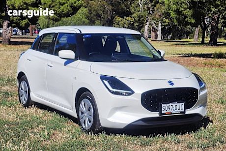 White 2025 Suzuki Swift Hatchback Hybrid