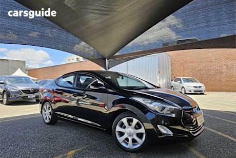 Black 2011 Hyundai Elantra Sedan Premium