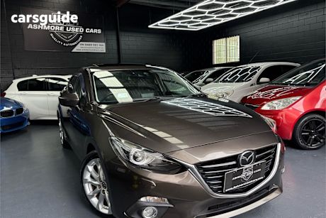 Silver 2015 Mazda 3 Sedan Sp25 Astina