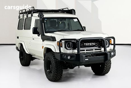 White 2024 Toyota Landcruiser Lc78 Gxl + Diff Locks