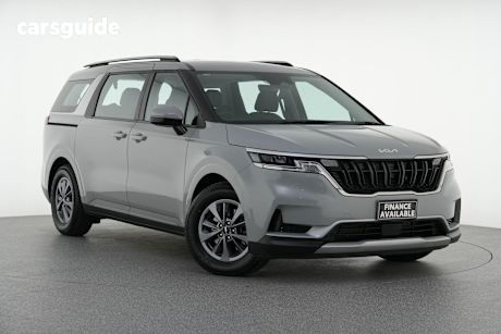 Silver 2023 Kia Carnival Wagon S