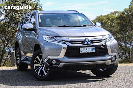 Silver 2019 Mitsubishi Pajero Sport Wagon Exceed (4X4) 7 Seat
