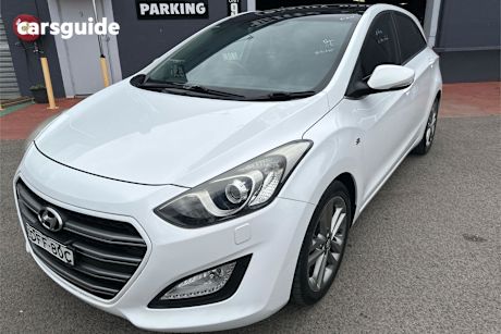 White 2016 Hyundai I30 Hatchback Sr Premium
