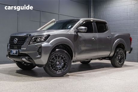 Grey 2023 Nissan Navara Dual Cab Pick-up St-X (4X4) Cloth/No Sunroof