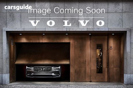 Black 2024 Volvo V60 Cross Country SUV ULTIMATE B5 BRIGHT 4X4