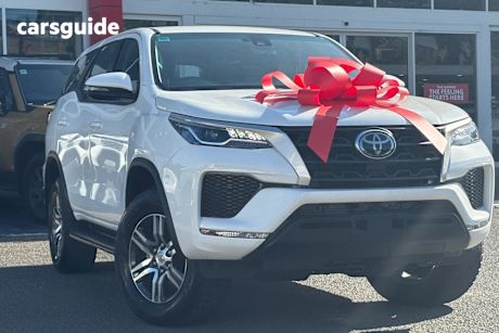 White 2024 Toyota Fortuner Wagon Gx
