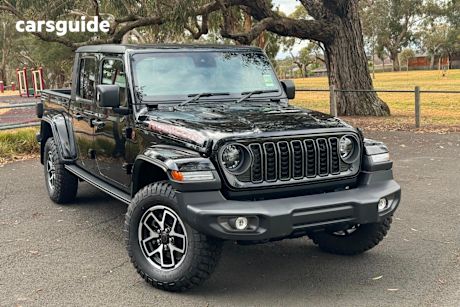 Black 2025 Jeep Gladiator Dual Cab Utility Rubicon (4X4)