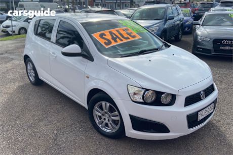 White 2016 Holden Barina Hatchback Cd