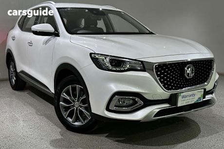 White 2023 MG HS Wagon Vibe