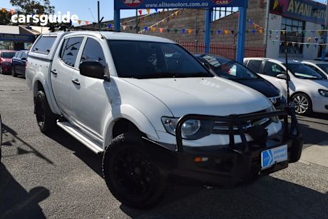 Silver 2013 Mitsubishi Triton Double Cab Utility Glx (4X4)