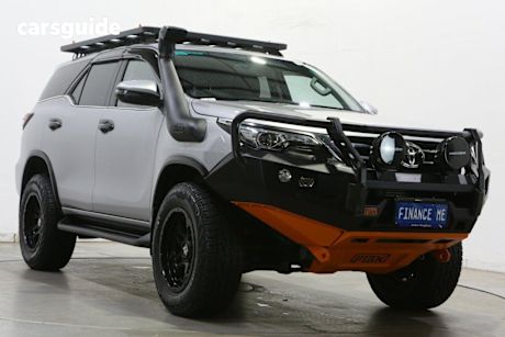 Silver 2018 Toyota Fortuner Wagon Crusade