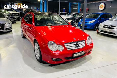 Red 2006 Mercedes-Benz C180 Coupe Kompressor