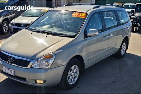 Grey 2012 Kia Grand Carnival Wagon Si