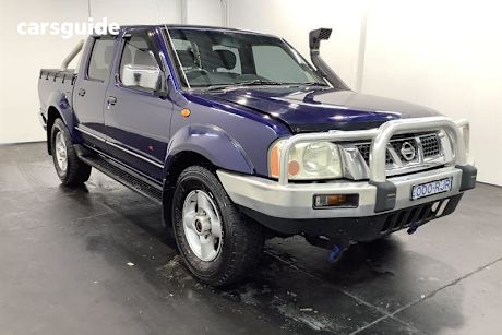 Blue 2006 Nissan Navara Dual Cab Pick-up St-R (4X4)